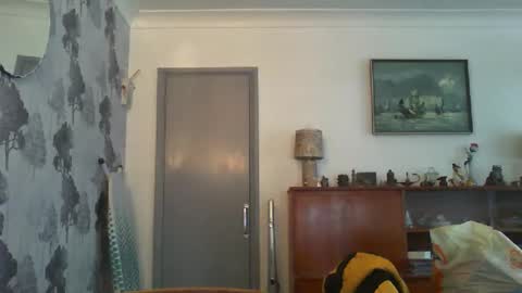 Snapshot of champers37 chatting on 01-04-25, 11:33 Champers online show from 01-04-25, 11:33