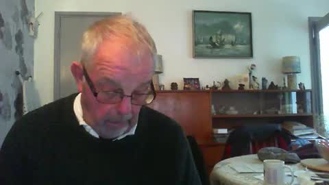 Snapshot of champers37 chatting on 01-22-25, 01:32 Champers online show from 01-22-25, 01:32