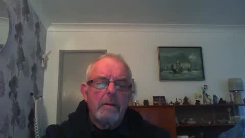 Snapshot of champers37 chatting on 01-29-25, 03:47 Champers online show from 01-29-25, 03:47