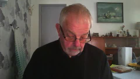 Snapshot of champers37 chatting on 02-14-26, 10:45 Champers online show from 02-14-26, 10:45