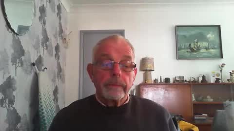 Snapshot of champers37 chatting on 05-08-26, 11:15 Champers online show from 05-08-26, 11:15