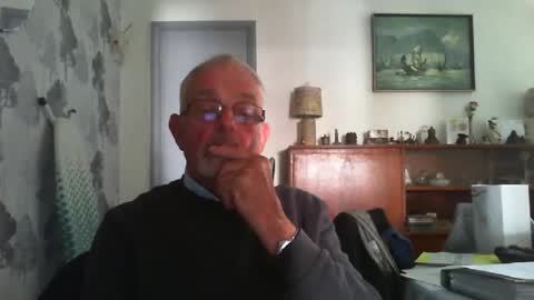 Snapshot of champers37 chatting on 06-17-26, 03:02 Champers online show from 06-17-26, 03:02