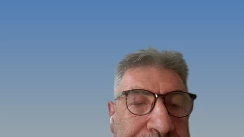 Snapshot of champsex305610 chatting on 06-04-26, 01:50 champsex305610 online show from 06-04-26, 01:50