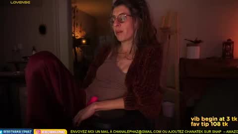 Snapshot of chanalephaz chatting on 12-10-24, 01:00 Rebecca online show from 12-10-24, 01:00