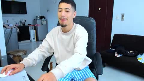 Snapshot of chandler_kenji chatting on 03-26-26, 11:27 Kenji online show from 03-26-26, 11:27