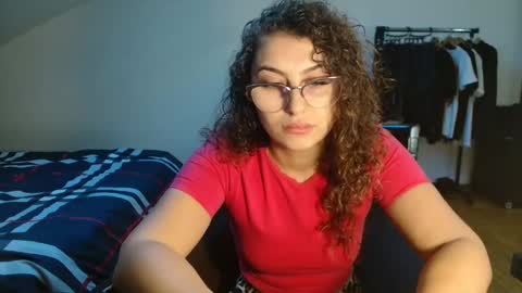 Stephanieblisss online show from 01-04-25, 12:59