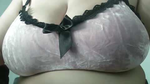 Fabi online show from 12-14-24, 03:15