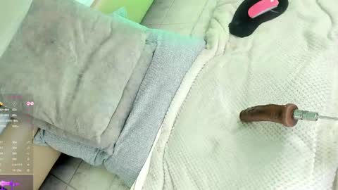 CHANELL online show from 03-09-25, 05:44