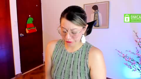 Snapshot of chanell_taylor_ chatting on 12-12-24, 04:43 chanell online show from 12-12-24, 04:43