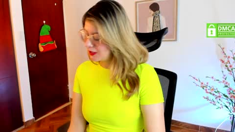 Snapshot of chanell_taylor_ chatting on 12-13-24, 03:11 chanell online show from 12-13-24, 03:11