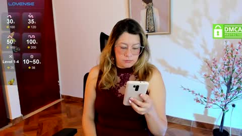 Snapshot of chanell_taylor_ chatting on 01-14-25, 12:56 chanell online show from 01-14-25, 12:56