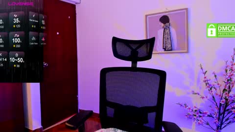 Snapshot of chanell_taylor_ chatting on 02-03-25, 02:24 chanell online show from 02-03-25, 02:24