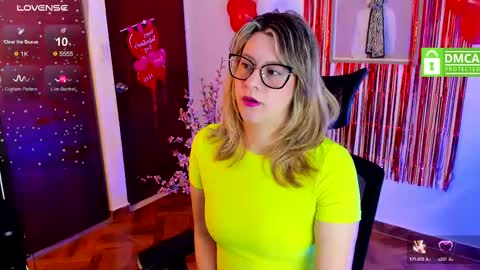 Snapshot of chanell_taylor_ chatting on 02-23-25, 05:39 chanell online show from 02-23-25, 05:39