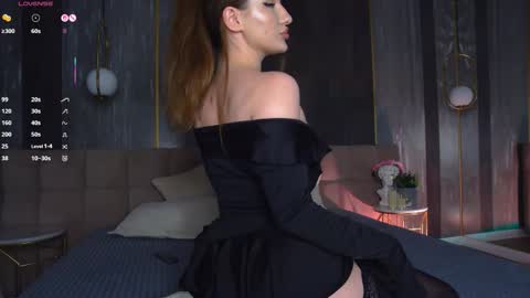 Snapshot of chanelmay chatting on 09-24-25, 06:06 Chanel online show from 09-24-25, 06:06