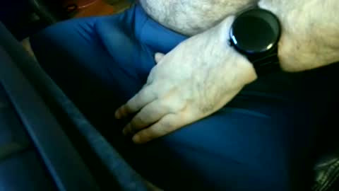 chang92543 online show from 12-05-25, 06:33