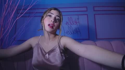 Snapshot of channel_blonde_a chatting on 12-04-24, 11:02 channel_blonde_a online show from 12-04-24, 11:02