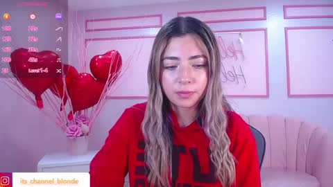 Snapshot of channel_blonde_a chatting on 02-06-25, 07:40 channel_blonde_a online show from 02-06-25, 07:40