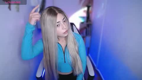 Snapshot of channel_blonde_a chatting on 12-03-25, 09:24 channel_blonde_a online show from 12-03-25, 09:24