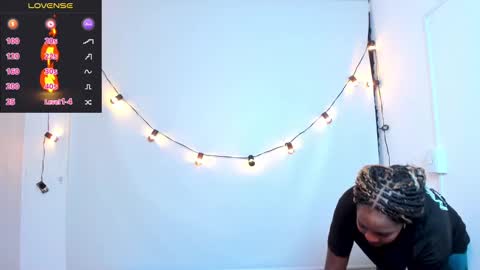 Chanel online show from 01-06-25, 05:27