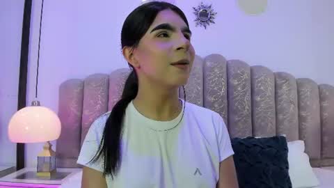 Snapshot of channel_sofia chatting on 06-28-26, 03:34 Channel Sofia online show from 06-28-26, 03:34