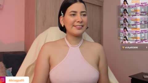 Snapshot of chanonv chatting on 10-08-25, 06:27 Alice online show from 10-08-25, 06:27