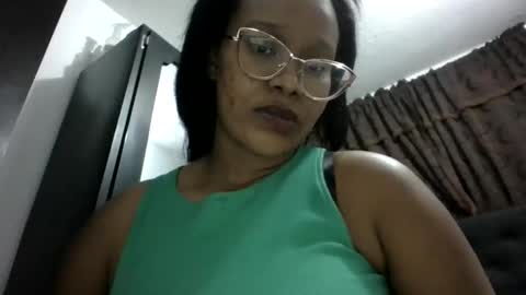 Snapshot of chantal99 chatting on 09-15-25, 04:34 chantal99 online show from 09-15-25, 04:34