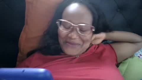 Snapshot of chantal99 chatting on 10-05-25, 06:50 chantal99 online show from 10-05-25, 06:50