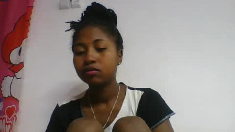 Snapshot of chantale483461 chatting on 06-30-26, 05:19 chantale483461 online show from 06-30-26, 05:19