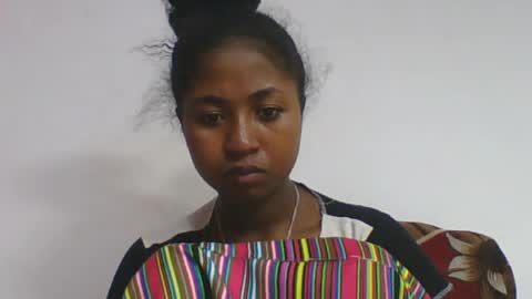 Snapshot of chantale483461 chatting on 07-01-26, 05:34 chantale483461 online show from 07-01-26, 05:34