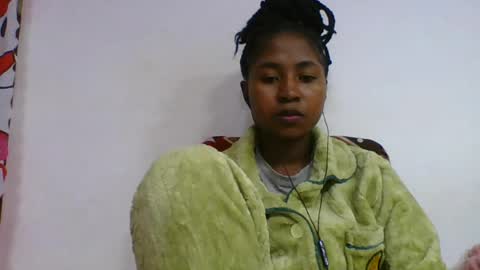 Snapshot of chantale483461 chatting on 07-05-26, 05:09 chantale483461 online show from 07-05-26, 05:09
