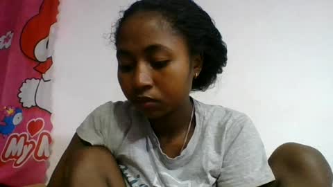Snapshot of chantale483461 chatting on 07-10-26, 06:39 chantale483461 online show from 07-10-26, 06:39