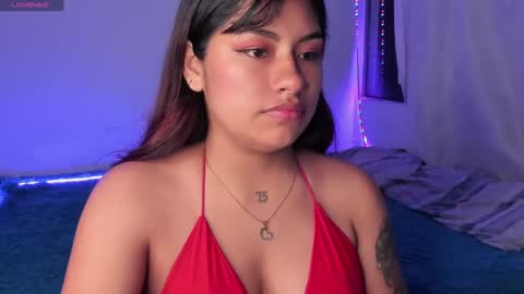 Snapshot of chantalpetit chatting on 01-13-25, 12:41 chantalpetit online show from 01-13-25, 12:41