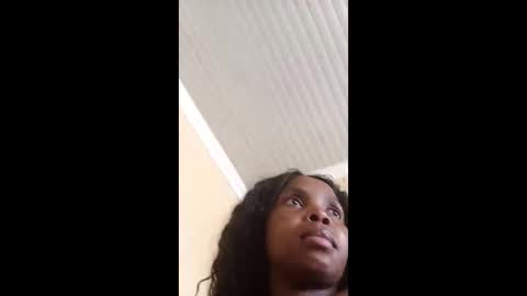 Snapshot of chante665 chatting on 01-09-26, 07:33 chante665 online show from 01-09-26, 07:33