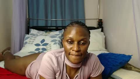 Snapshot of chantelsamz2 chatting on 01-23-25, 12:25 Chantel online show from 01-23-25, 12:25