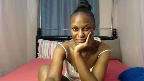 Snapshot of chantelsamz2 chatting on 02-27-25, 03:47 Chantel online show from 02-27-25, 03:47