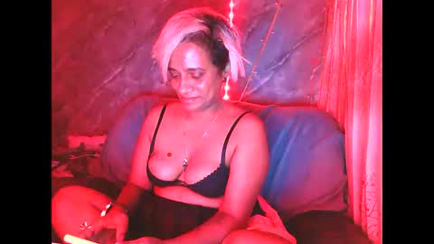 Zaria Vixen online show from 11-18-25, 11:48