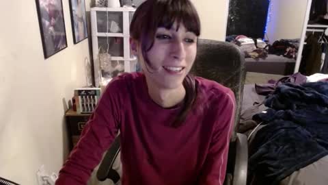 Snapshot of chaos_kat chatting on 12-18-25, 07:14 Chaos Kat online show from 12-18-25, 07:14