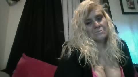 Ms. Behaving online show from 10-26-25, 11:05