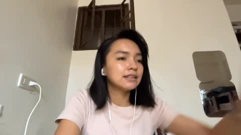 Elly online show from 04-07-26, 09:10