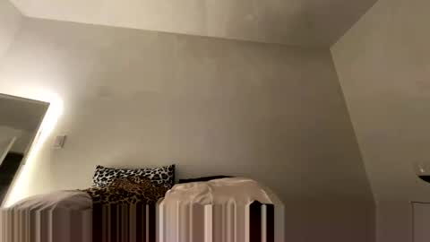 charismasweets online show from 09-12-25, 03:39