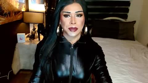 Snapshot of charismatic_apple chatting on 02-15-26, 07:54 charismatic_apple online show from 02-15-26, 07:54