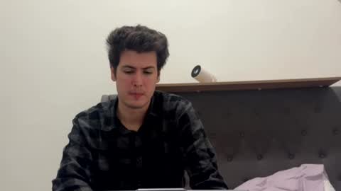 Snapshot of charismaticcharm chatting on 07-05-26, 01:23 charismaticcharm online show from 07-05-26, 01:23