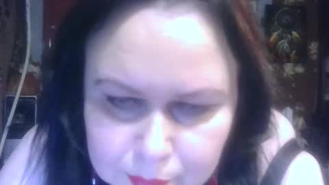 Snapshot of charleekendall chatting on 11-14-25, 04:38 CharleeKendall online show from 11-14-25, 04:38