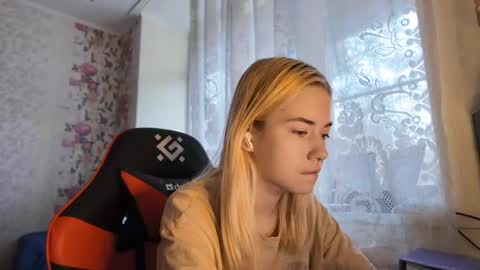 Snapshot of charleneschonert chatting on 11-13-25, 08:02 Nancy online show from 11-13-25, 08:02