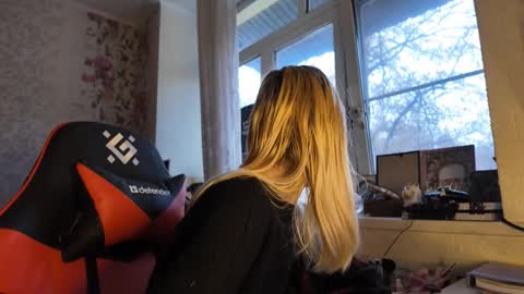 Snapshot of charleneschonert chatting on 11-21-25, 07:40 Nancy online show from 11-21-25, 07:40