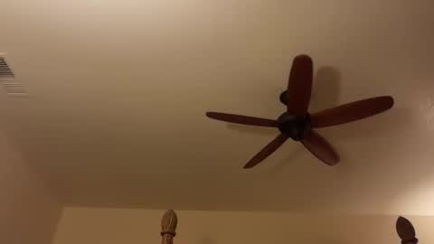 Snapshot of charles4002 chatting on 02-10-26, 02:37 charles4002 online show from 02-10-26, 02:37