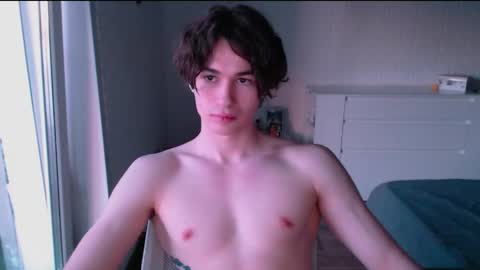 Snapshot of charleshanson69 chatting on 05-16-26, 04:28 charleshanson69 online show from 05-16-26, 04:28