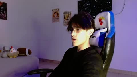 Snapshot of charley_morgan chatting on 05-08-26, 11:32 charley_morgan online show from 05-08-26, 11:32