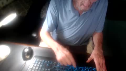 Snapshot of charlied6969 chatting on 07-20-26, 07:44 Charlie online show from 07-20-26, 07:44