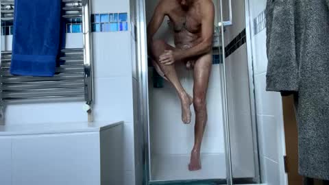 Snapshot of charlieg123 chatting on 01-25-25, 08:42 Gary online show from 01-25-25, 08:42